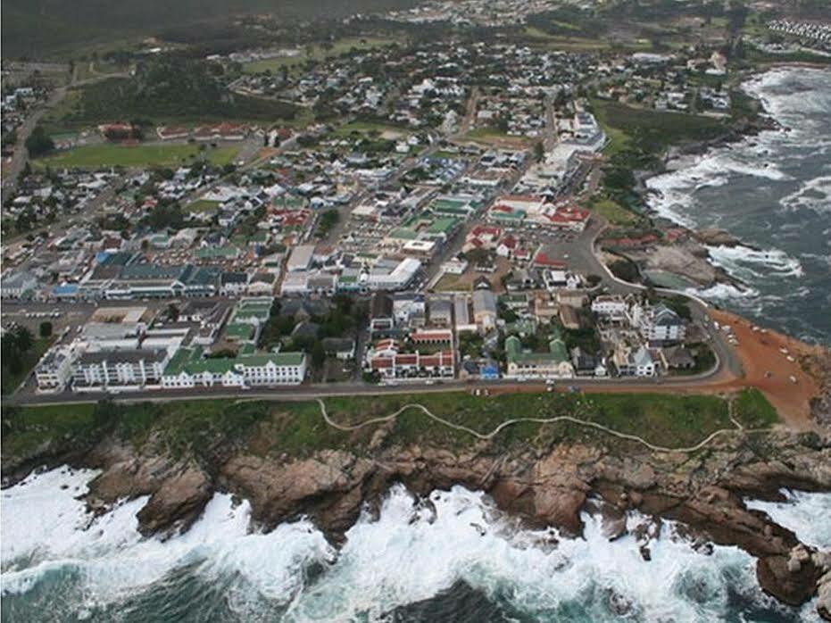 Windsor Self Catering Apartments Hermanus Exterior photo